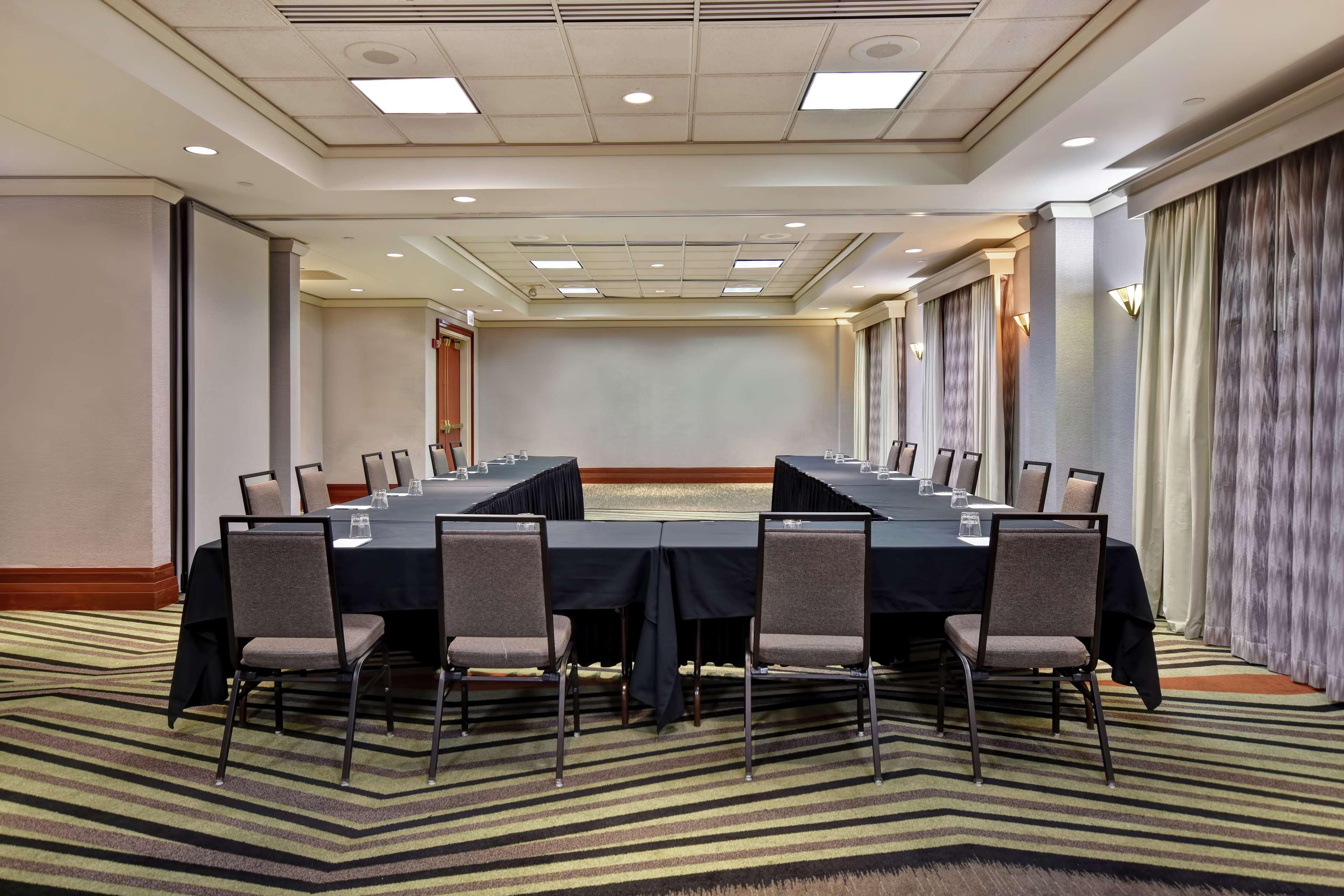 Embassy Suites Little Rock Kültér fotó