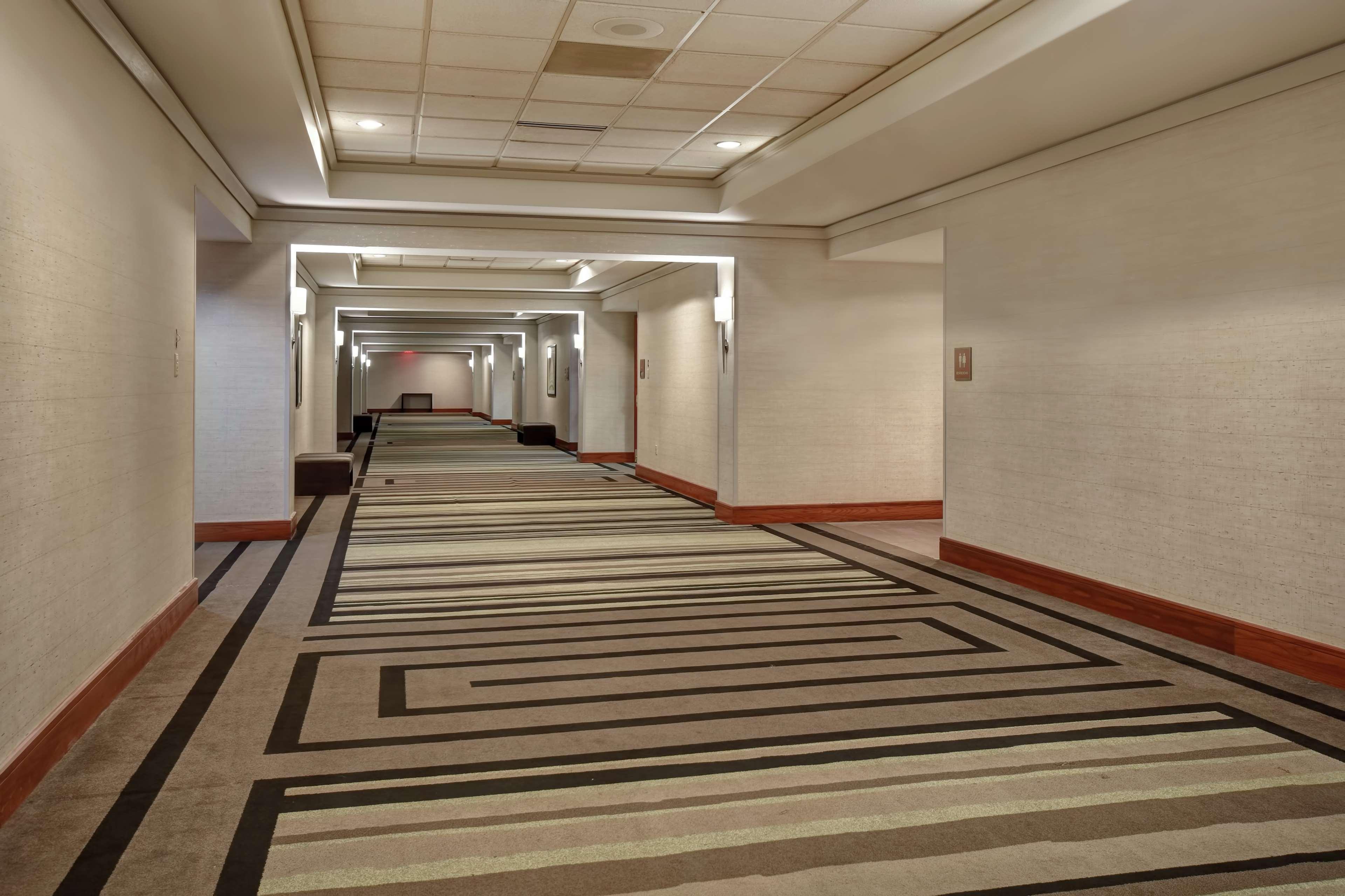 Embassy Suites Little Rock Kültér fotó