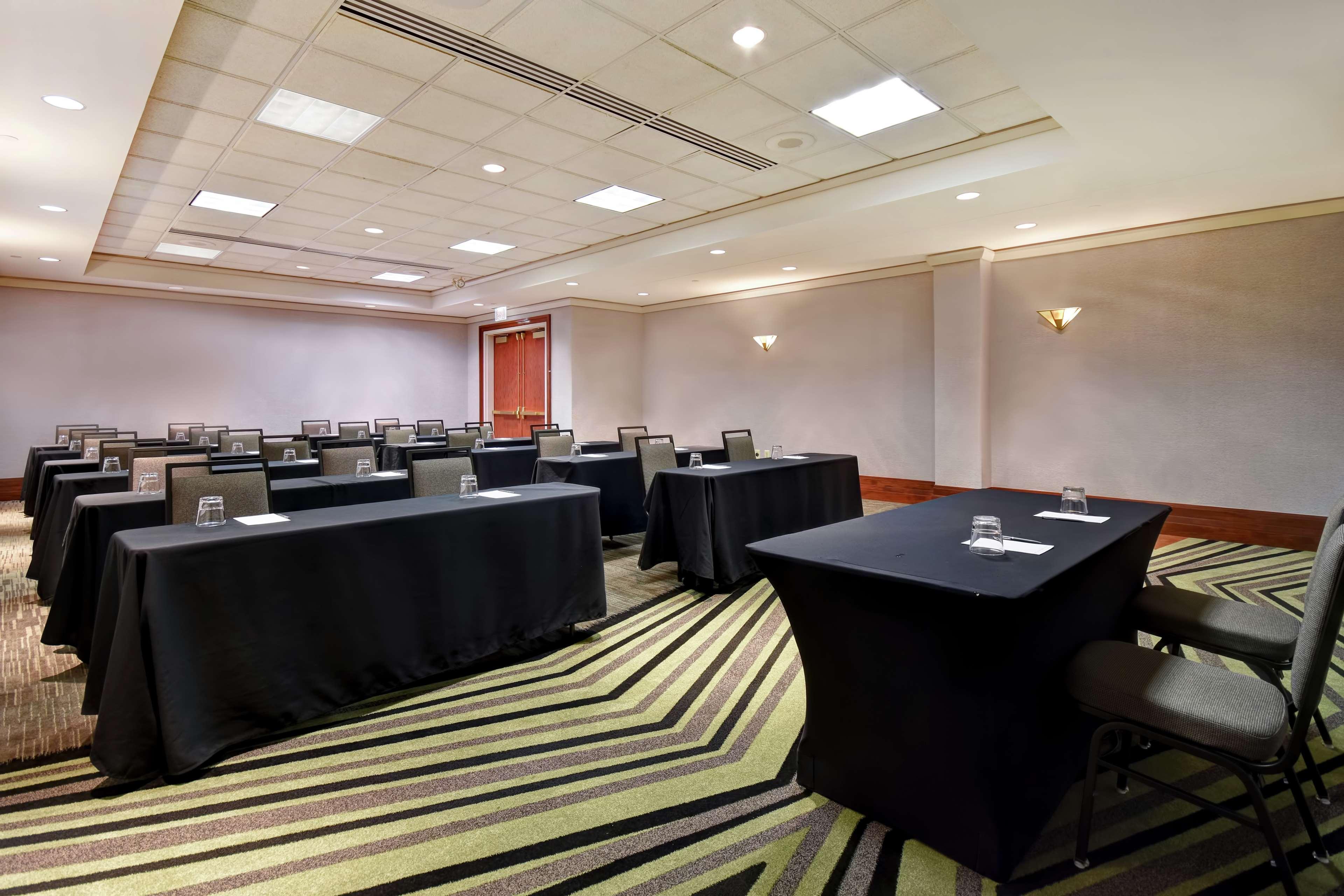 Embassy Suites Little Rock Kültér fotó